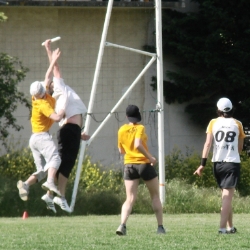 Thunder bataille en l'air.