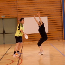 Elisa semble prévenir son adversaire qu'il ne passera pas facilement.